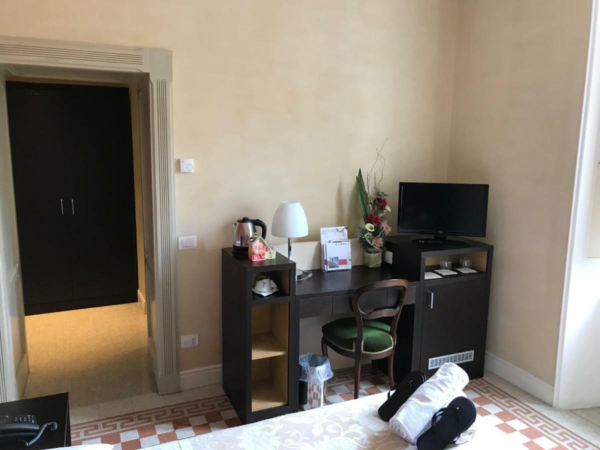 Relais Del Borgo Hotel & Spa 4 Stelle Staffolo Extérieur photo