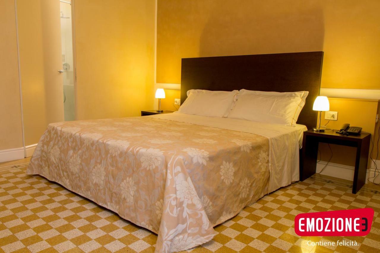 Relais Del Borgo Hotel & Spa 4 Stelle Staffolo Extérieur photo